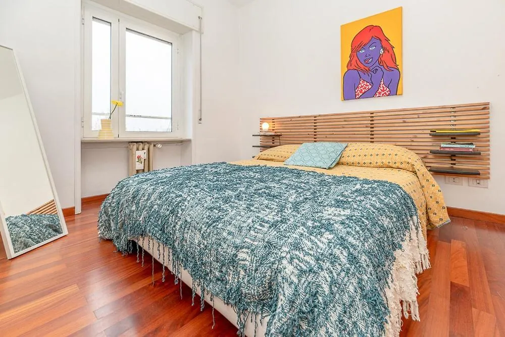 Bright And Quiet Apartment Close To Milan Fair Olaszország