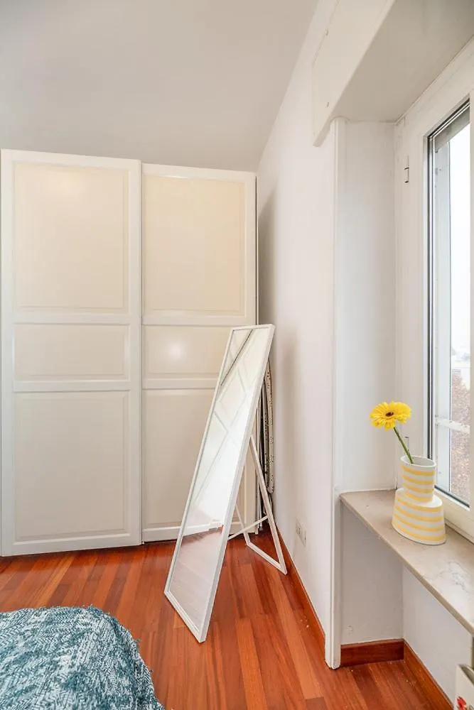 Bright And Quiet Apartment Close To Milan Fair 0*,  Olaszország