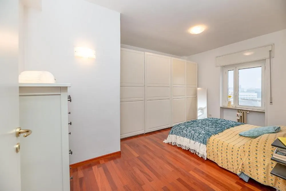 Bright And Quiet Apartment Close To Milan Fair 0*,  Olaszország