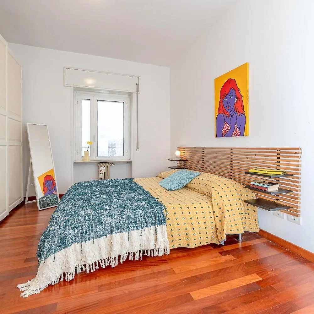 Bright And Quiet Apartment Close To Milan Fair